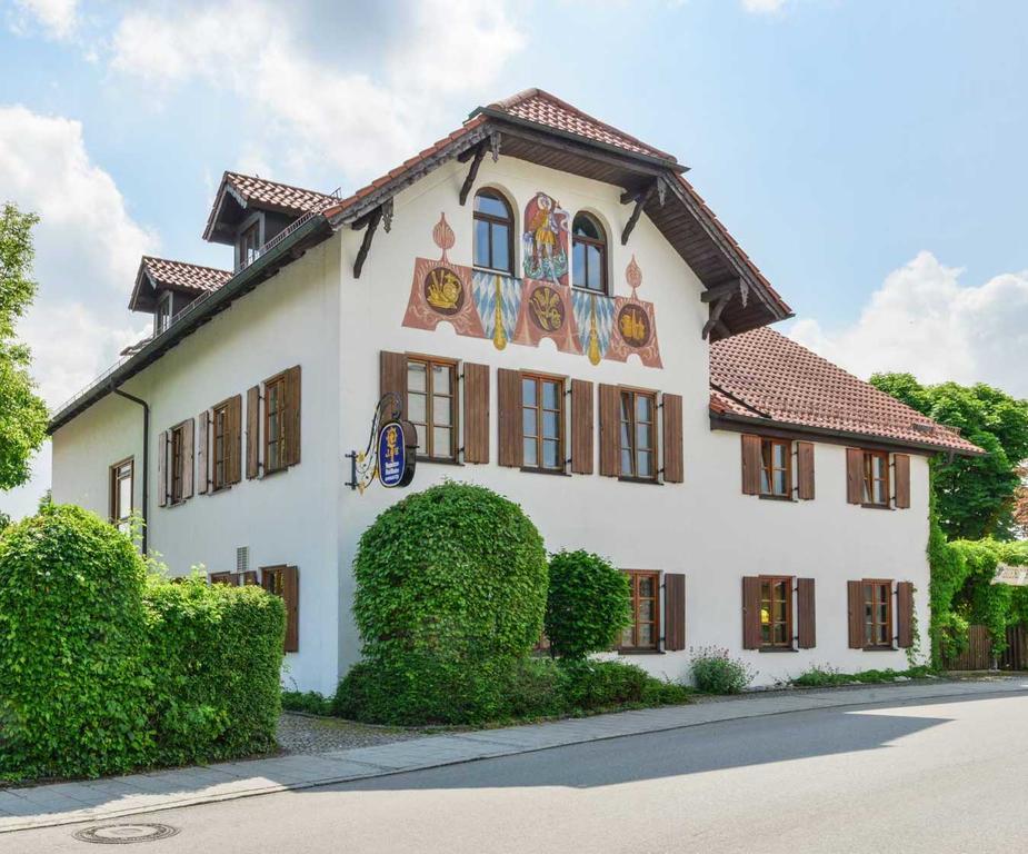 ホテルAlter Wirt Hechendorf am Pilsensee エクステリア 写真